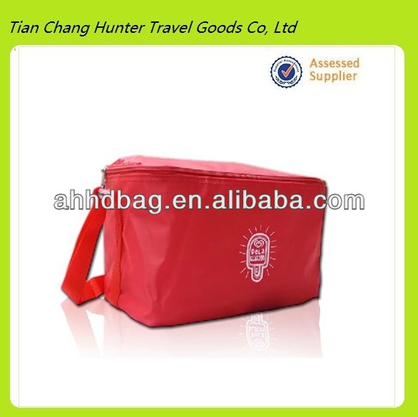 red insulated lunch bag