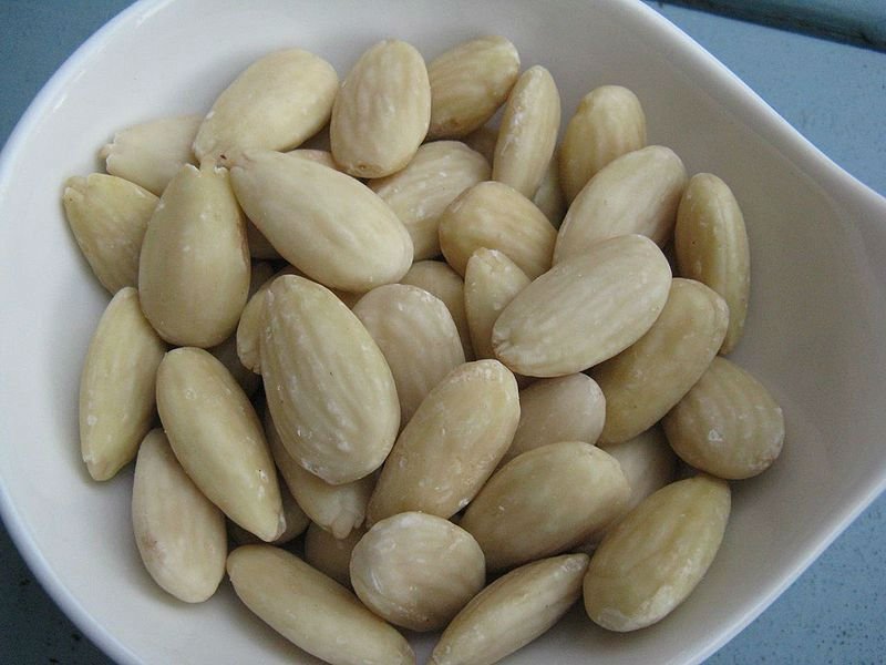 How Much Does 1 Cup Of Blanched Almonds Weigh