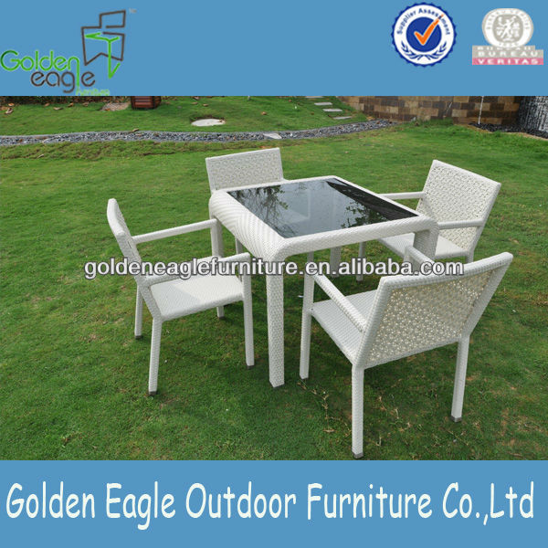 Garden Furniture White Table and 4 chairs products,China Garden