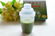 Barley green juice from Japan with fruits extract