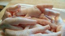UK GRADE A CHICKEN PAWS AND FEET AVAILABLE FOR SHIPMENT TO VEITNAM
