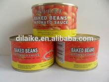 Canned beans in tomato sauce