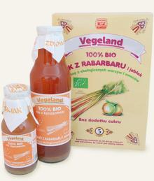 Organic rabarbar and apple juice