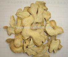ginger slices infuse with milk