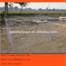 Hot-dipped galvanized or PVC coated high quality china factory hexagonal chicken cage netting Wire M