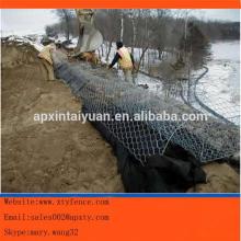 Hot-dipped galvanized or PVC coated high quality best price hexagonal wire net chicken mesh