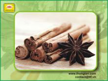 Stemless Star aniseeds and Cinnamon