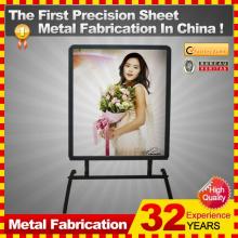 OEM customized chewing gum display shelf with 32-year experience