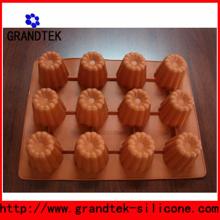 12 Chocolate Heart Swirl Silicone Chocolate Candy Mould