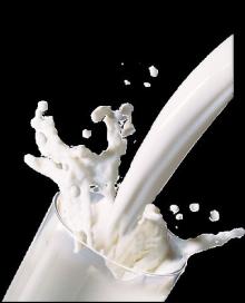 UHT milk full and skimmed 1 Litre packing