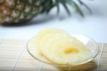 Canned Pineapple sliced in light syrup