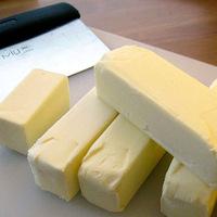 Unsalted butter 82%