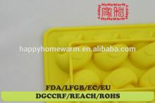 Animal chocolate bar mould offers a non-stick surface that allows the baked goods to pop right out w