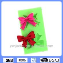 2 butterfly shaped cake decoration molds, chocolate molds,edible cake decoration