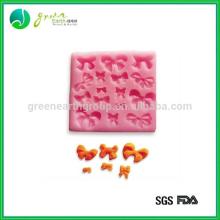 DIY cake decorating fondant mold