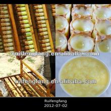 natural fresh royal jelly from Chinese manufacturer