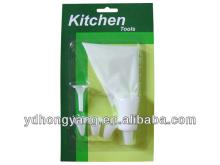 cake decorator with 4 nozzels