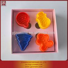 Christmas  cake   decorating   plunger   cutter  set
