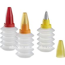 3pcs/set  Squeeze  decorating  bottle s( Plastic  Cake Decorating Kit )