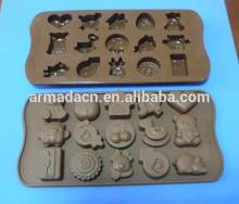 New Design Food Grade Cartoon and Insert Silicone Chocolate Mould