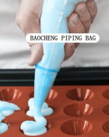 Disposable plastic cake decorating baking tools set and cake pastry bag