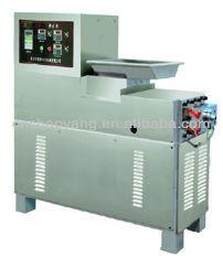 Extruding machine(producing creamy candy and chewing gum and bubble gum)