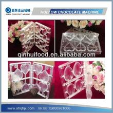 Hollow chocolate eggs forming machine