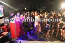  Mobile   Bar  and Photo Booth