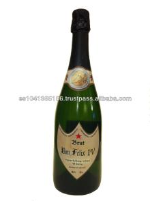 Brut  Sparkling   White   Wine  from Spain