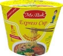 cooking instant cup noodles 65g
