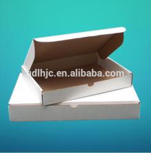 Traditional style white pizza box, plain pizza box