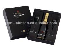 One bottle gift box + two Champagne flutes box