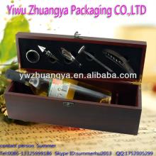 Red Wine Lover High Lacquer Wooden Wine Presentation Box with Accessory