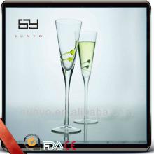 Novelty Fashion Crystal Clear Champagne Glass With Green Lines
