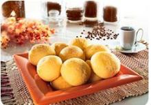 Brazilian  Cheese   Bread  / Chesse Rolls