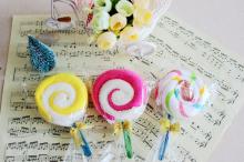 promotional lollipop shape towel cake