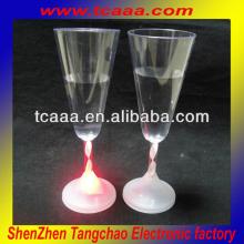 Exclusive  design ed  Lighting  liquid active led champagne cups