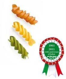 GREAT QUALITY PRICE-RATIO - Italian Tricolore Fusilli, tricolor, green pasta