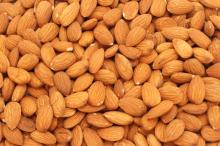 ORGANIC ALMOND NUTS