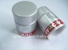 twist of plastic bottle cap