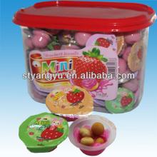 Mini strawberry cup / strawberry with biscuit