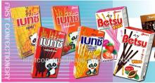 Betsu Strawberry and Chocolate Cream Stick Biscuit