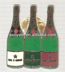MOET & CHANDON CHAMPAGNE BRUT DRINK ALCOHOL BRAND Enamel Lapel Pin Badge