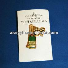 MOET & CHANDON CHAMPAGNE LAPEL BADGE (FORMULA ONE)