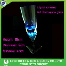 Liquid Activated 150ML Flashing Champagne Glass