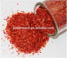 2013 New Crop Hot Red Chilli Crushed With 10% seeds