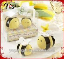 wedding gifts ceramic bee salt and pepper shaker