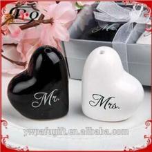 wedding gifts white and black ceramic heart salt and pepper shaker