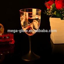 Factory wholesales colored and lighted champagne glass