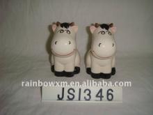 wedding decoration cow shape wedding salt and pepper shaker